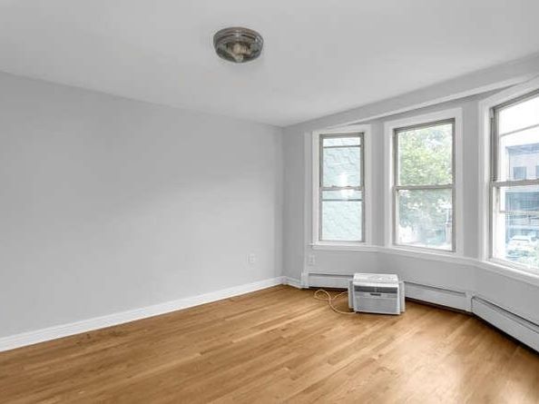 334 Webster Ave, Jersey City NJ 07307