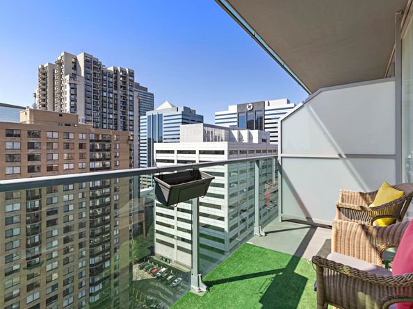 20 Newport Parkway 2103, Jersey City NJ 07310