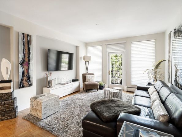 207 Shearwater Ct West 42, Jersey City NJ 07305