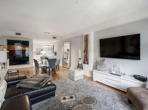 207 Shearwater Ct West 42, Jersey City NJ 07305