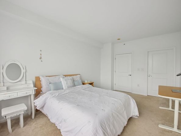 30 Freedom Way 306, Jersey City NJ 07305