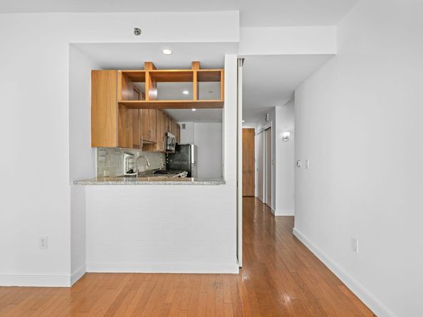 20 Newport Parkway 1202, Jersey City NJ 07310