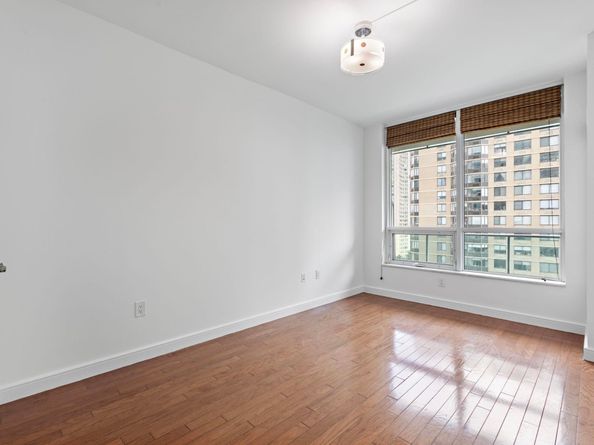 20 Newport Parkway 1202, Jersey City NJ 07310