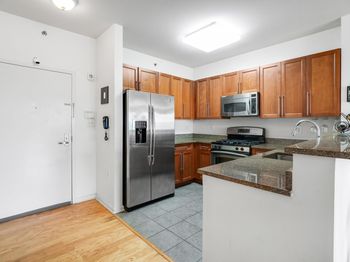 4 Constellation Pl
