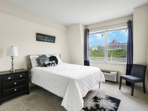 4 Constellation Pl 405, Jersey City NJ 07305