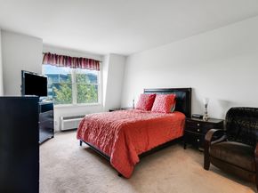 4 Constellation Pl 405, Jersey City NJ 07305