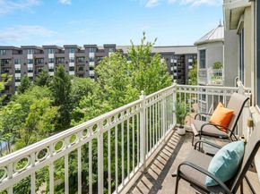 4 Constellation Pl 405, Jersey City NJ 07305