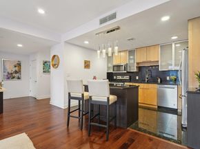 208 Shearwater Ct West 53, Jersey City NJ 07305