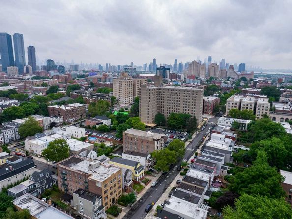 162 Fairview Ave 8, Jersey City NJ 07304