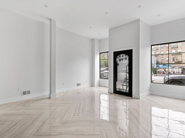 322 3rd St 1, Jersey City NJ 07302