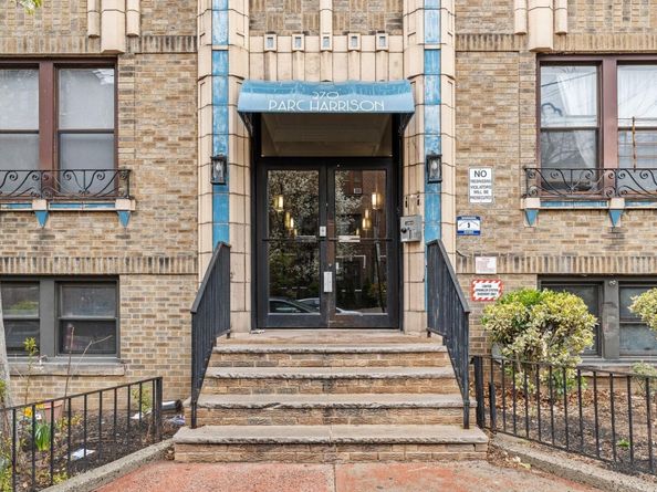 270 Harrison Ave 209, Jersey City NJ 07304