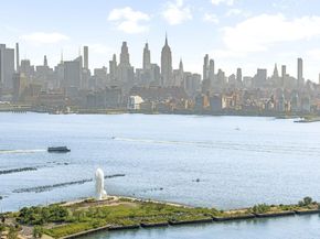 45 River Dr South 3114, Jersey City NJ 07310