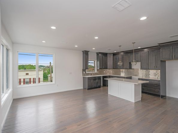 5101 Meadowview Ave, North Bergen NJ 07047