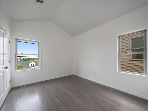 5101 Meadowview Ave, North Bergen NJ 07047