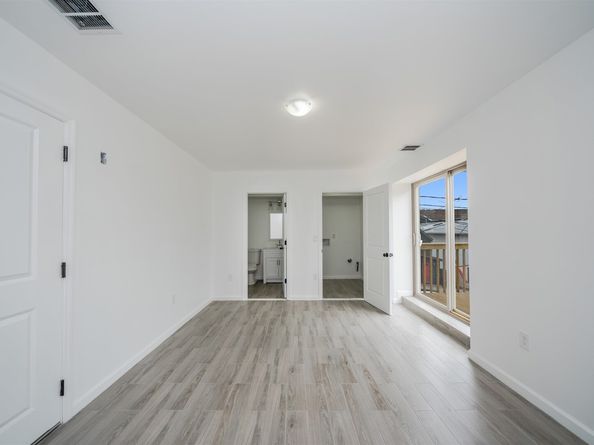 5101 Meadowview Ave, North Bergen NJ 07047