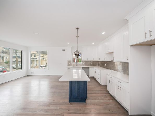 5101 Meadowview Ave, North Bergen NJ 07047