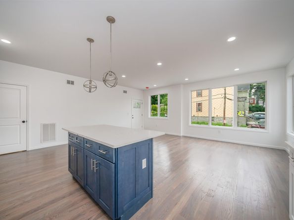 5101 Meadowview Ave, North Bergen NJ 07047