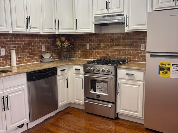 77 Crescent Ave 5, Jersey City NJ 07304