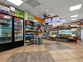 100 Manhattan Ave 1716, Union City NJ 07087
