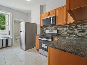 130 Wilkinson Ave, Jersey City NJ 07305