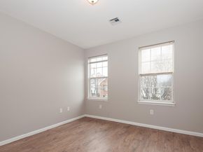 248 Pine St Unit B, Jersey City NJ 07304