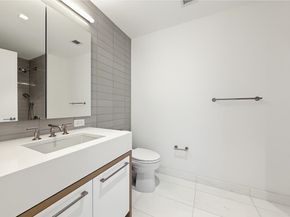 75 Park Lane South 3202, Jersey City NJ 07310
