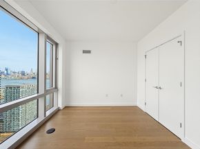 75 Park Lane South 3202, Jersey City NJ 07310