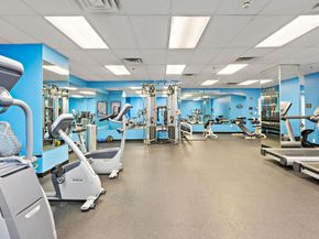 2 Constitution Ct 814, Hoboken NJ 07030