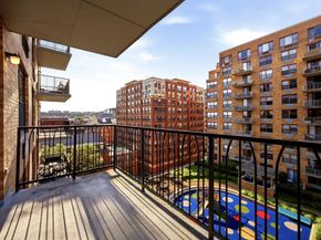2 Constitution Ct 814, Hoboken NJ 07030