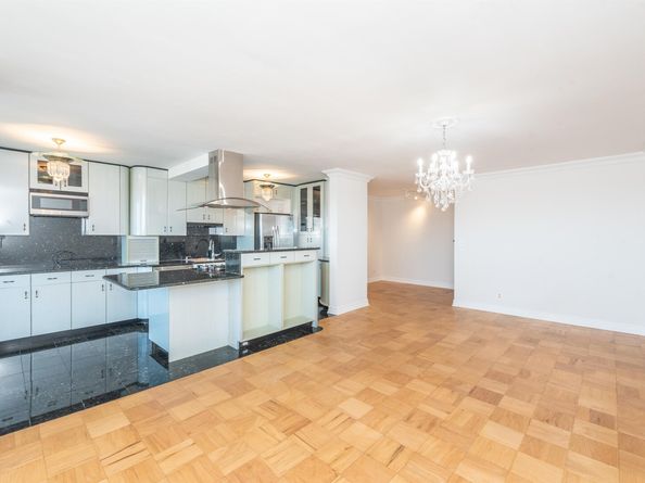 6600 Blvd East 19K, West New York NJ 07093