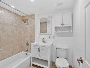 1 2nd St 206, Jersey City NJ 07302
