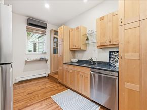 321 Bloomfield St 2, Hoboken NJ 07030