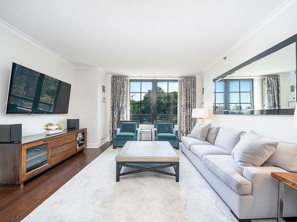 1025 Maxwell Lane 304, Hoboken NJ 07030