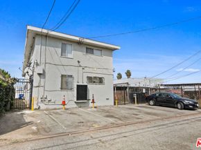 7516 S Western Avenue, Los Angeles CA 90047
