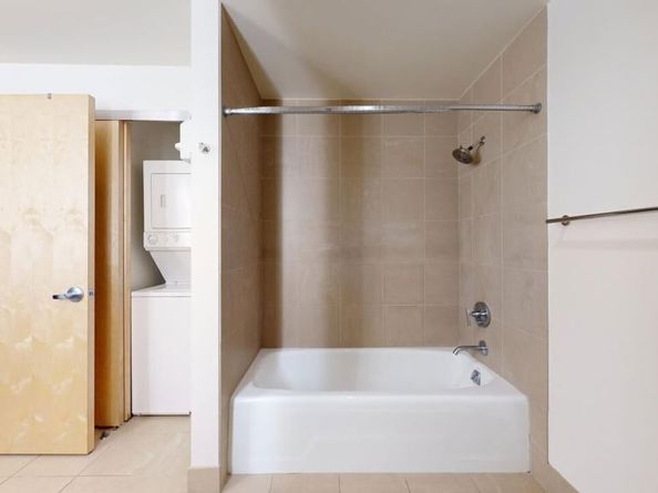 1100 S Hope Street 1407, Los Angeles CA 90015