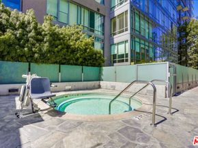 1100 S Hope Street 1407, Los Angeles CA 90015