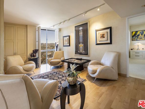 201 Ocean Avenue 19041905B, Santa Monica CA 90402