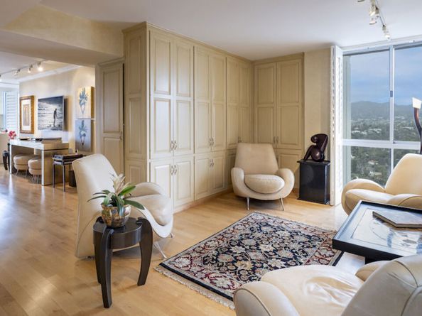 201 Ocean Avenue 19041905B, Santa Monica CA 90402