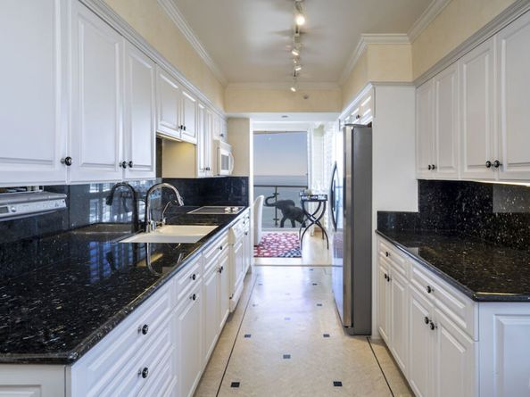 201 Ocean Avenue 19041905B, Santa Monica CA 90402
