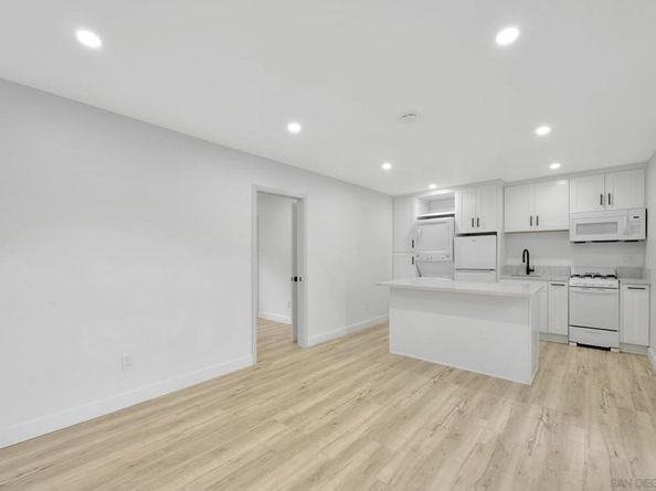 1313 N Ave, National City CA 91950