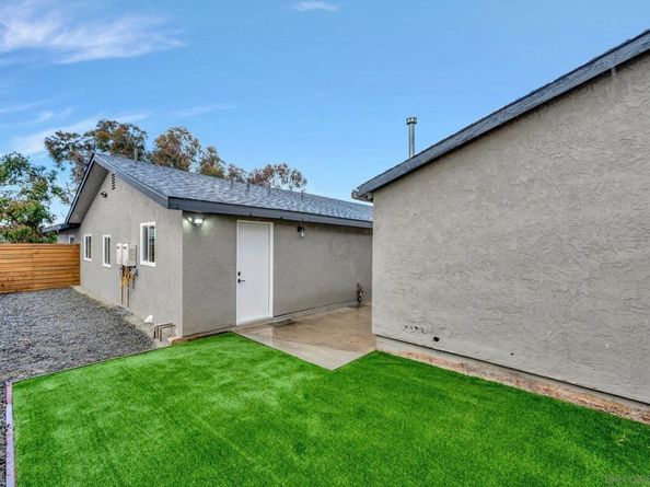 1313 N Ave, National City CA 91950