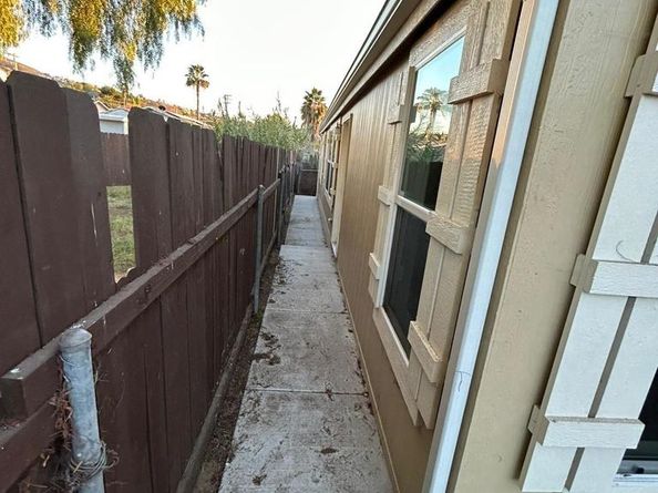 8975 Lamar St, Spring Valley CA 91977