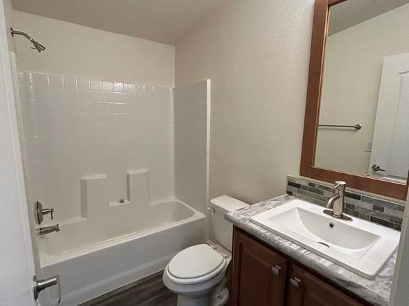 8975 Lamar St, Spring Valley CA 91977