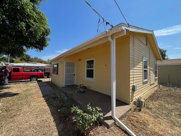 8975 Lamar St, Spring Valley CA 91977