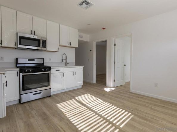 274 Emerson St, Chula Vista CA 91911