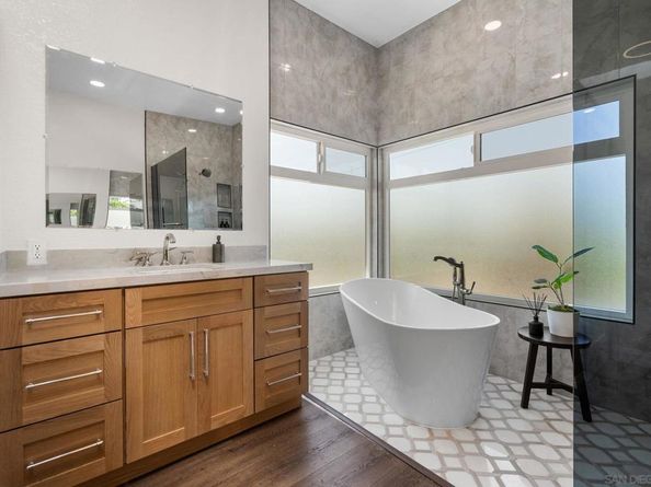 5150 Bristol Road, San Diego CA 92116