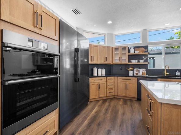 5150 Bristol Road, San Diego CA 92116