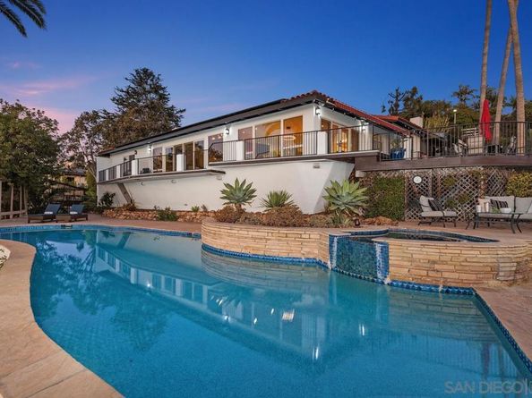 7151 Babilonia St, Carlsbad CA 92009