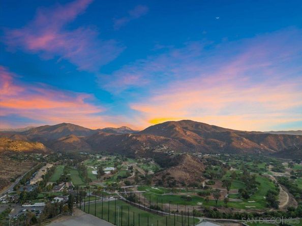 2710 Dehesa Road, El Cajon CA 92019