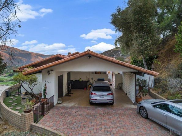 2710 Dehesa Road, El Cajon CA 92019